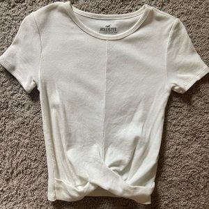HOLLISTER TWIST RIBBED TEE